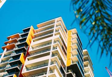 Tauben dauerhaft vom Balkon vertreiben